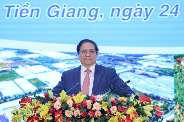 Prime Minister Chinh outlined a strategy focused on what he called "1 focus, 2 enhancements, 3 promotions" to achieve this vision (Photo: VGP/Nhật Bắc)