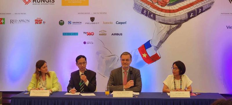 French Ambassador to Vietnam Olivier Brochet speaks at the press conference to annouce the 4th "Balade en France" festival on March 27 (Source: Viet An)