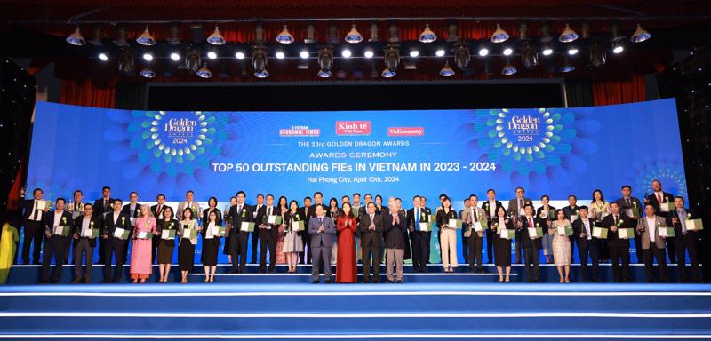 Top 50 oustanding FDI businesses in Vietnam honored at the 23rd Golden Dragon Awards on April 10. (Source: Viet Dung)