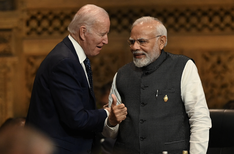 Tổng thống Mỹ Joe Biden (trái) và Thủ tướng Ấn Độ Narendra Modi - Ảnh: Reuters.