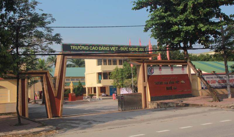 Trường Cao đẳng Việt - Đức Nghệ An năm trong danh sách 21 đơn vị, cơ quan chưa thực hiện giải ngân vốn đầu tư công năm 2024, tính đến ngày 31/3/2024.