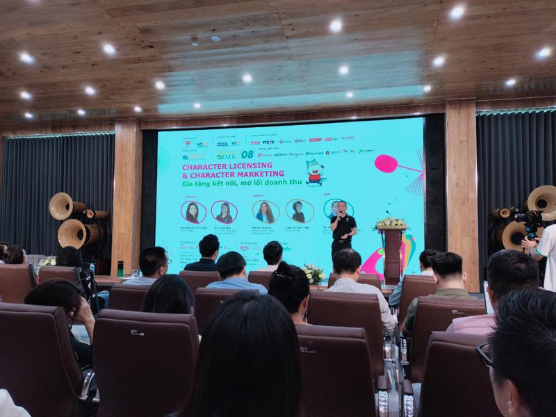 Các chuyên gia chia sẻ tại hội thảo VMCC Marcom Talk #8 với chủ để “Character Licensing & Character Marketing- Gia tăng kết nối, mở lối doanh thu”.