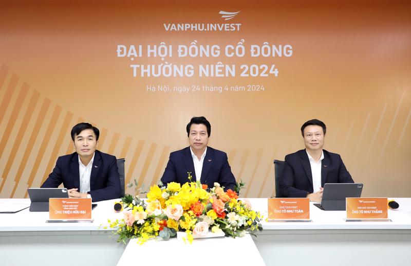 Các thành viên Hội đồng Quản trị Văn Phú - Invest.