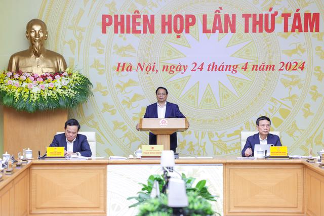 Prime Minister Chinh outlined a three-pronged strategy for digital transformation at the 8th session of the National Committee on Digital Transformation on April 24. (Photo source: VGP)