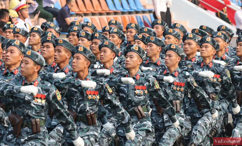 Các chiến sĩ tham gia lễ tổng duyệt diễu binh, diễu hành kỷ niệm 70 năm chiến thắng Điện Biên Phủ 