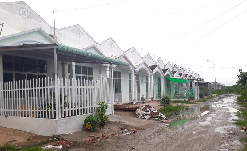 Khu nhà ở thuộc dự án Khu tái định cư tập trung và nhà ở xã hội phía Đông, TP. Bạc Liêu, tỉnh Bạc Liêu.