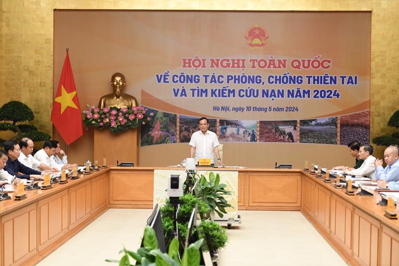 Phó Thủ tướng Trần Lưu Quang chủ trì hội nghị Phòng chống thiên tai ngày 10/5/2024.