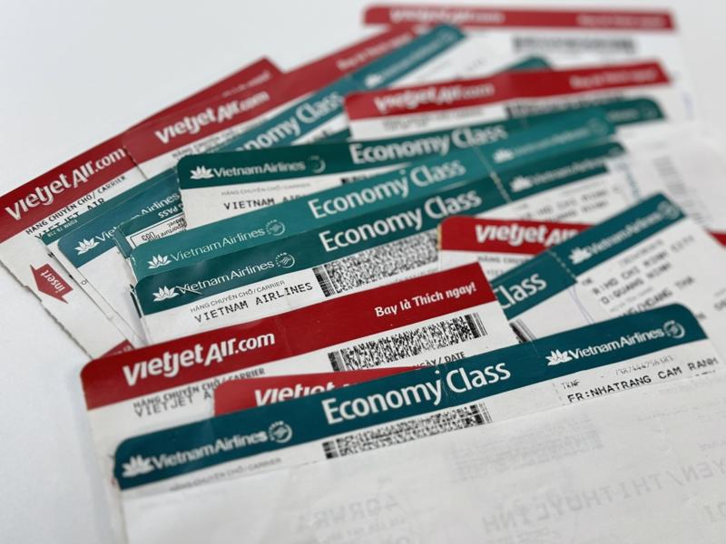 The CAAV found that airlines have not effectively communicated promotional programs and discount policies to the public yet their ticket prices fall within the regulated frames.