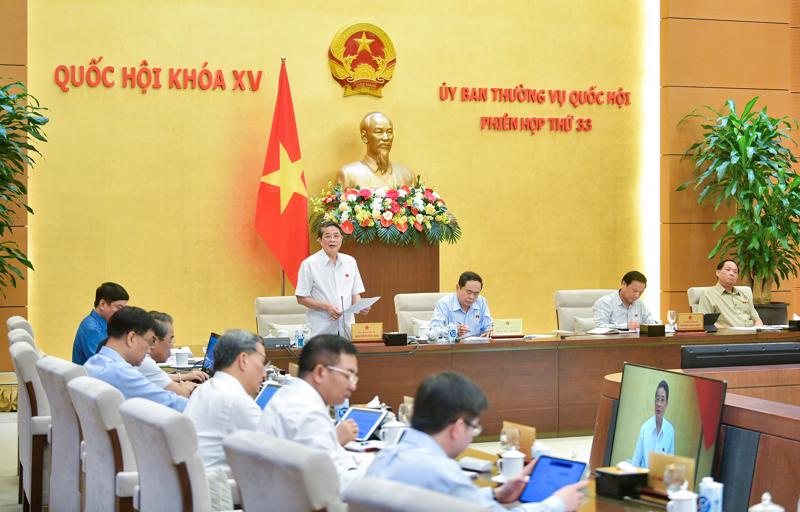 Economic growth not only exceeded initial forecasts but also surpassed the government's optimistic scenario outlined in Resolution 01/NQ-CP. (Photo source: NA.)