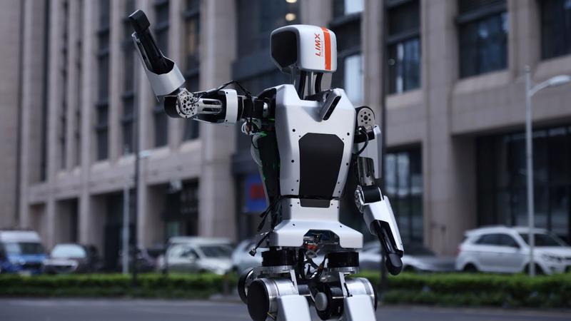 LimX Dynamics có trụ sở tại Thâm Quyến giới thiệu một trong những mẫu robot hình người của hãng.
