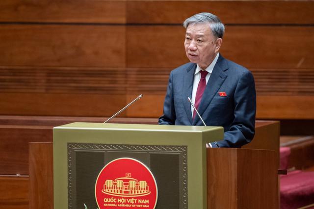 Đại tướng Tô Lâm - ủy viên Bộ Chính trị, bộ trưởng Bộ Công an - được Trung ương giới thiệu để Quốc hội khóa XV bầu giữ chức Chủ tịch nước - Ảnh: Quochoi.vn