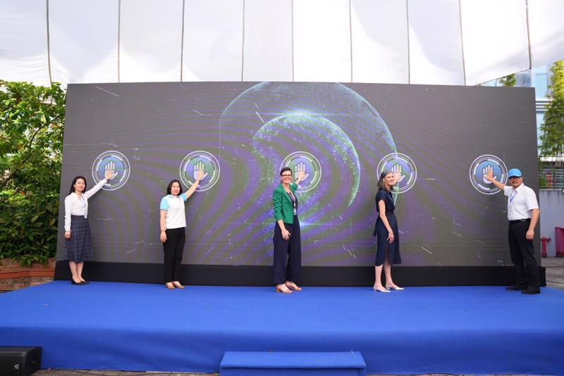 The event was held in Hanoi on June 3, calling for joint efforts to achieve cleaner air in the capital city. 