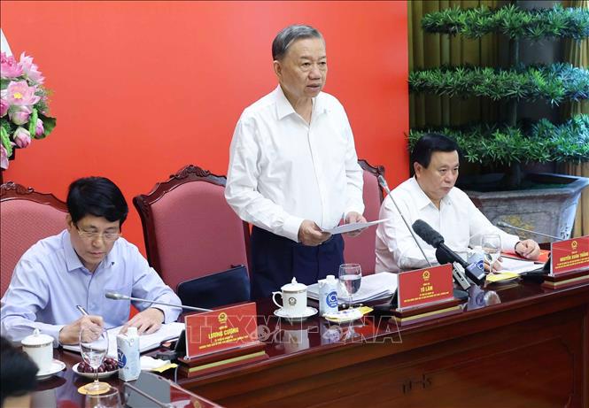 Chủ tịch nước Tô Lâm phát biểu tại phiên họp - Ảnh: VGP