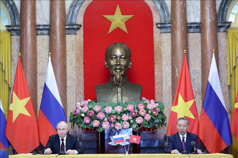 Chủ tịch nước Tô Lâm và Tổng thống Liên bang Nga Vladimir Putin tại cuộc họp báo chung. Ảnh: TTXVN