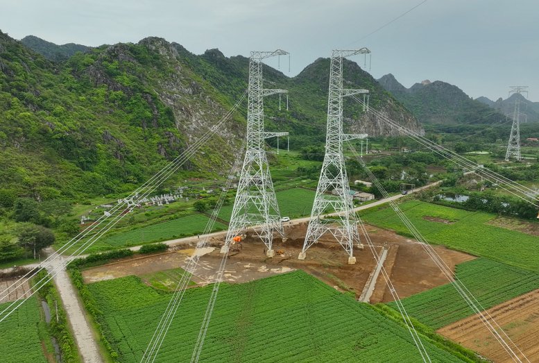 Đường dây 500kV Thanh Hóa - Nam Định hoàn thành đóng điện 