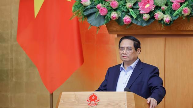 Prime Minister Pham Minh Chinh chairs the government meeting on July 6 (Photo: VGP)