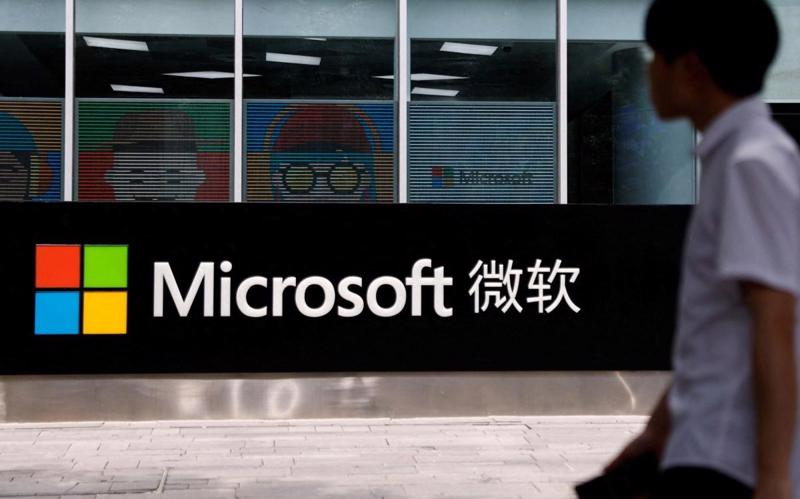 Tập đoàn Microsoft đã thông báo với các nhân viên ở Trung Quốc rằng từ tháng 9, họ sẽ chỉ có thể sử dụng iPhone trong công việc