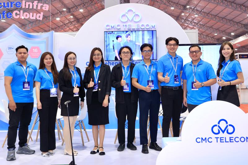 Đội ngũ nhân sự của CMC Telecom.