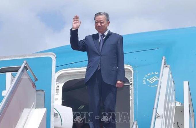 President To Lam arrives in Phnom Penh on July 12 afternoon (Photo: VNA)