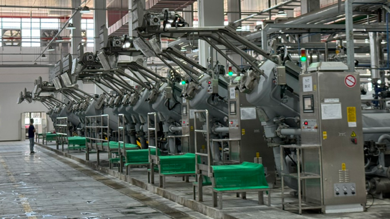 The factory has a capacity of producing 60 million meters of fabric per year. 