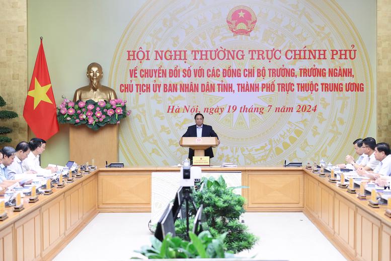 PM Pham Minh Chinh chairing the conference on July 19 (Photo: VGP)