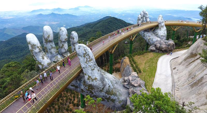 Tourists visit central Da Nang city. 