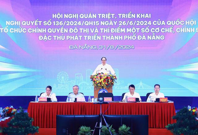 Prime Minister Pham Minh Chinh addresses a hybrid conference held in Da Nang on August 31