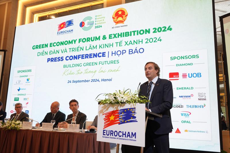 Bruno Jaspaert, new Chairman of EuroCham Vietnam delivers remarks at the press conference on September 24.