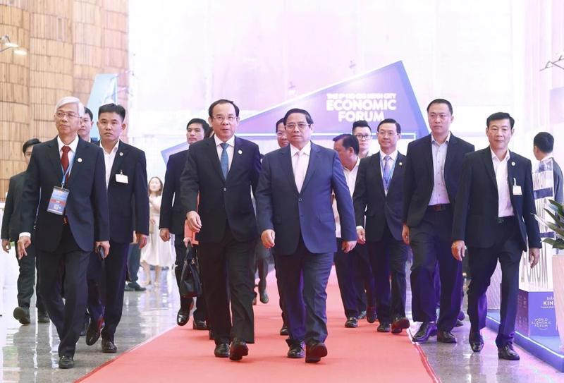 Prime Minister Pham Minh Chinh attending the 5th Ho Chi Minh City Economic Forum on September 25. (Photo: VGP)