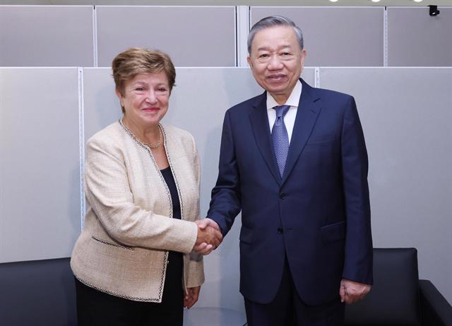  Party General Secretary and State President To Lam (right) meets IMF Managing Director Kristalina Georgieva in New York on September 24. (Photo VNA)