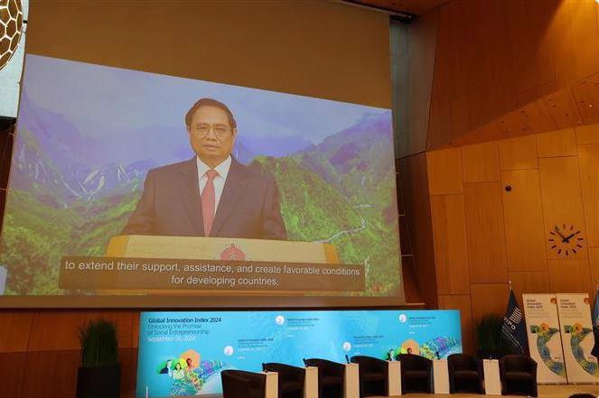 PM Pham Minh Chinh speaks via videoconferencing at the event (Photo: VNA)