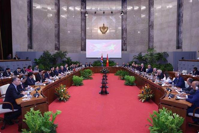 The talks between General Secretary of the CPV Central Committee and President of Vietnam To Lam and First Secretary of the PCC Central Committee and President of Cuba Miguel Diaz-Canel Bermudez in Havana on September 26. (Photo: VNA)