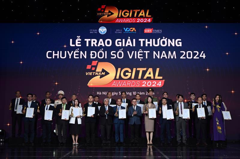 The Vietnam Digital Awards 2024 was organized in Hanoi on October 5. 