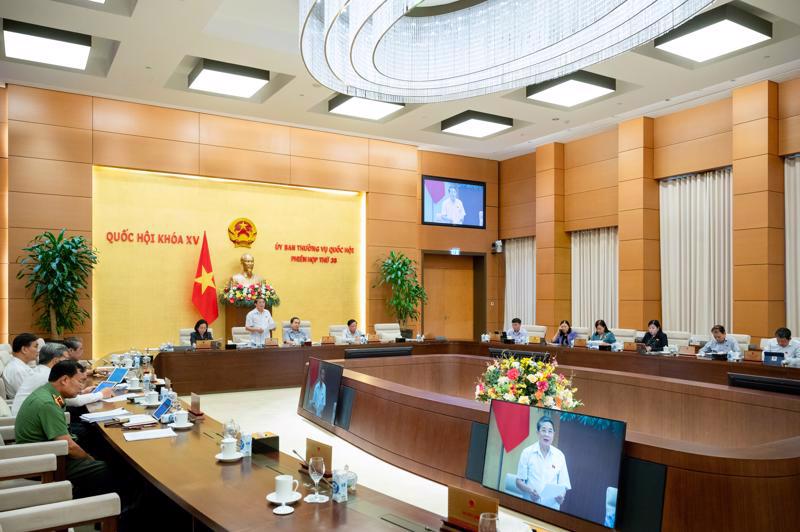 The National Assembly Standing Committee convenes its 38th meeting on October 8.