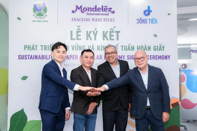 Mondelez Kinh Do partners with local packaging collection companies to reuse materials and create sustainable packaging.