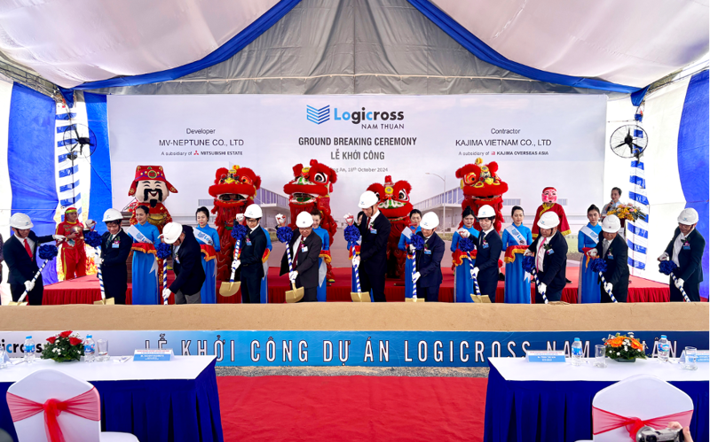 The breaking ground ceremony for the Logicross Nam Thuan project took place at the Nam Thuan Industrial Park in Long An province on October  18.