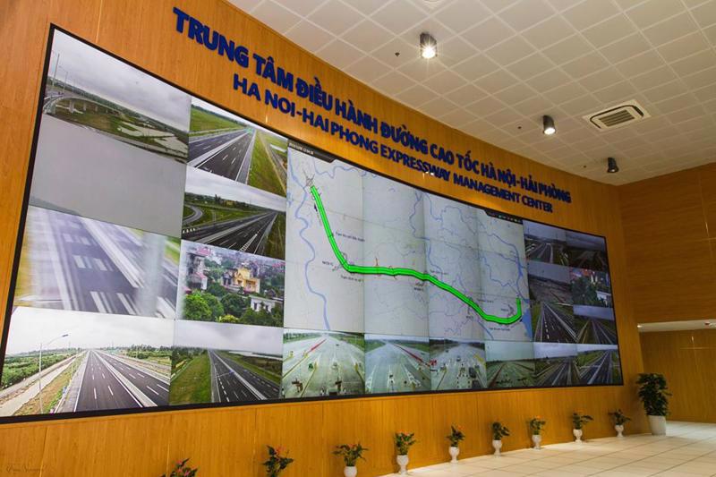 The ITS has been applied to monitor the traffic operation on Hanoi - Hai Phong expressway.