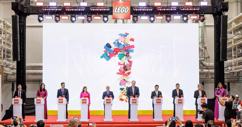 LEGO Group held a ceremony on November 6 to announce the project's progress and start trial production at its new factory in southern Binh Duong province. 