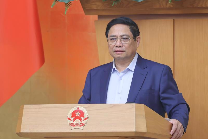 PM Pham Minh Chinh addressing the Government regular meeting on November 9. 