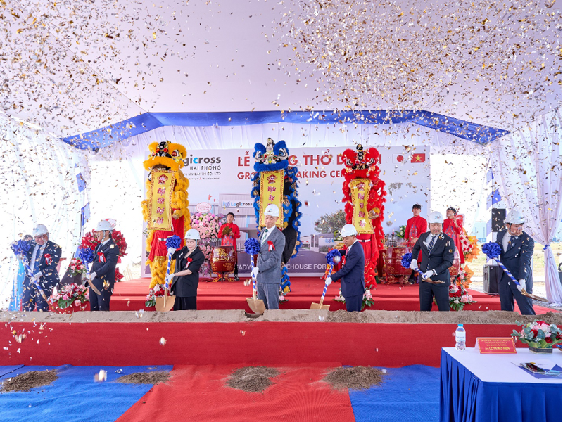 Groundbreaking ceremony for Logicross Hai Phong at Nam Dinh Vu Industrial Park, held on November 19, 2024.