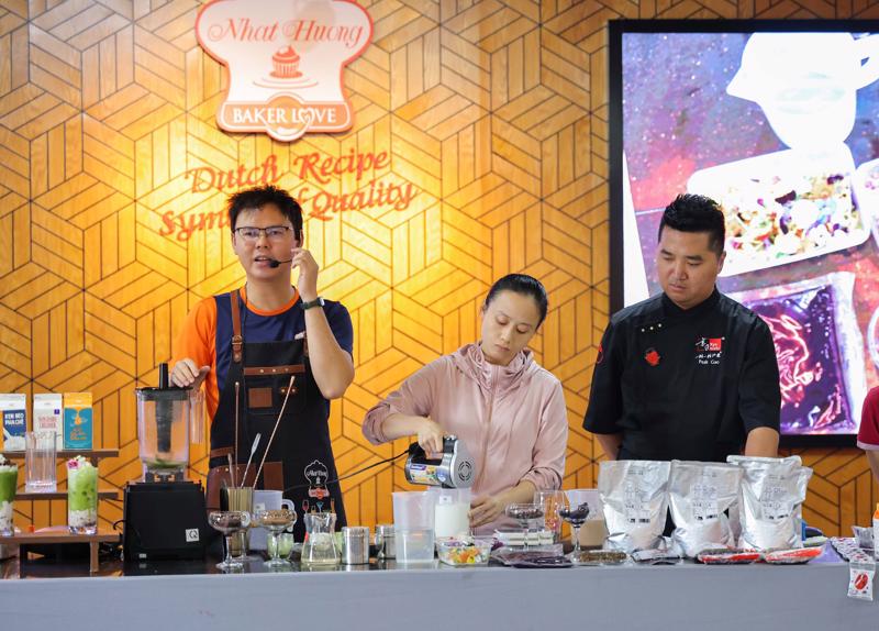 Anh Đặng Minh Trường, bartender của Nhất Hương đồng hành cùng những doanh nghiệp, chủ quán vừa và nhỏ trên cả nước. Ảnh: Nhất Hương