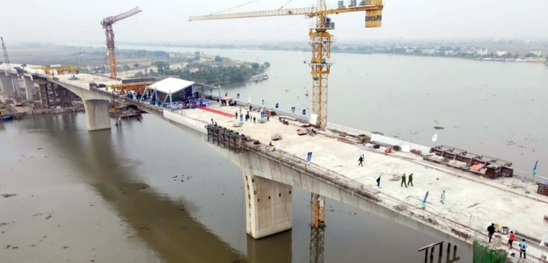 the closure joint of the bridge was completed on December 2.  