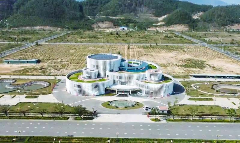 A view of the Da Nang Hi-Tech Park.