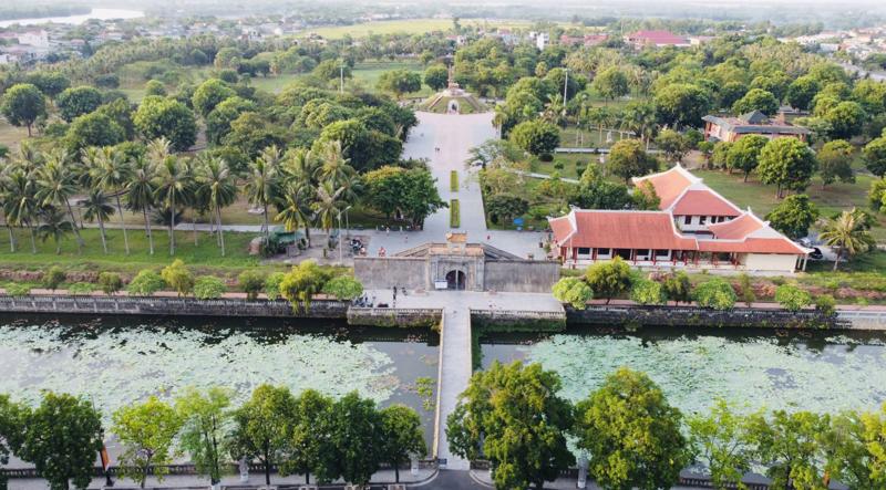 Toàn cảnh di tích Thành cổ Quảng Trị. Ảnh Nguyễn Duy Hùng