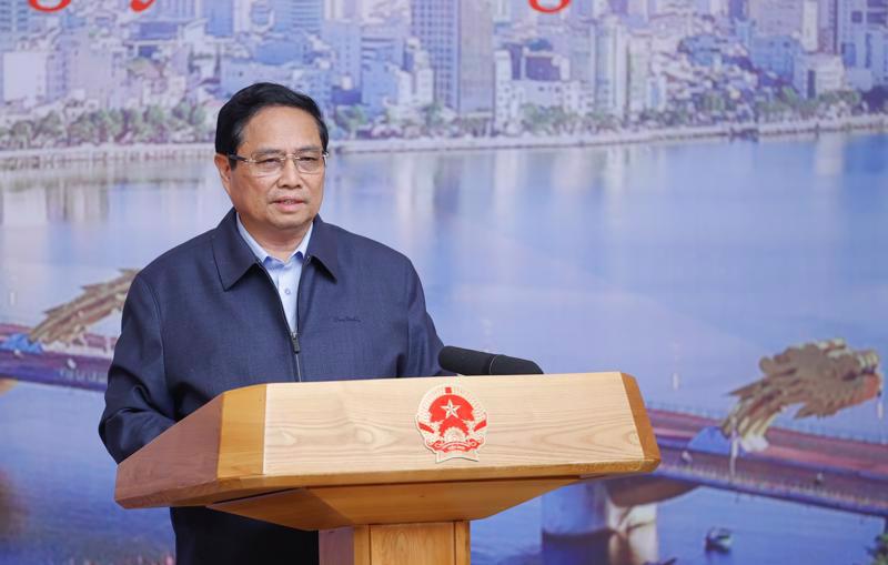 Prime Minister Pham Minh Chinh is addressing  the meeting in Da Nang city on December 21. (Photo: VGP) 