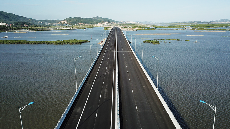 Mô hình Kết nối kinh tế trục cao tốc phía Đông bước đầu đã thể hiện rõ việc tạo ra một chuỗi giá trị liên kết chặt chẽ.