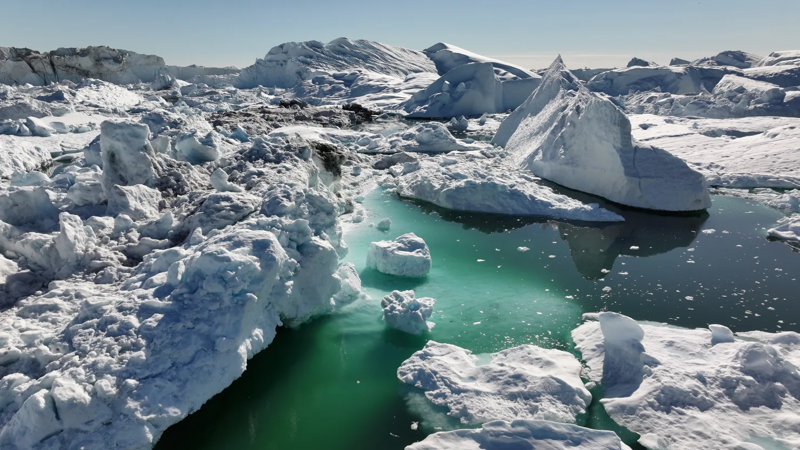 Hình ảnh băng tan gần Ilulissat, Greenland được chụp vào ngày 16/7/2024 - Ảnh: Getty Images