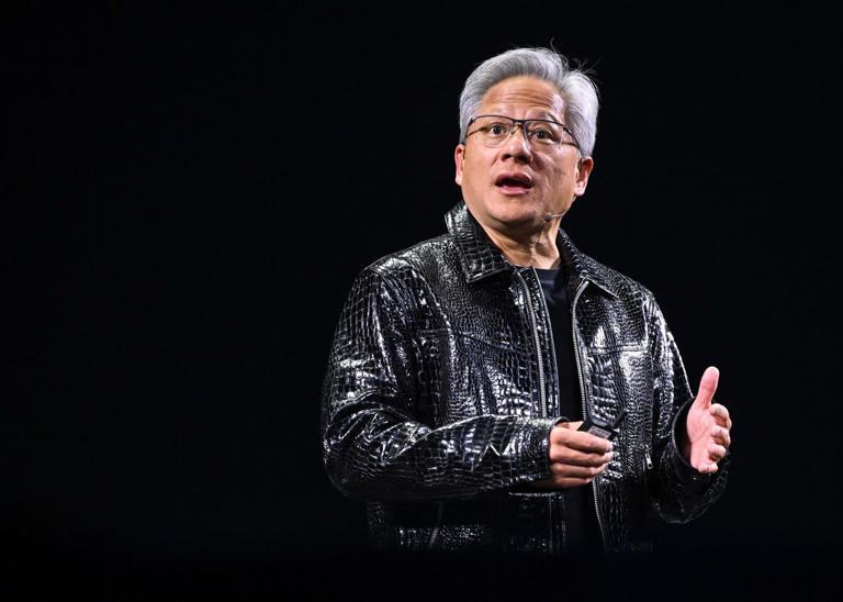 Jensen Huang, CEO của Nvidia, tin rằng con người có thể học được nhiều điều từ AI