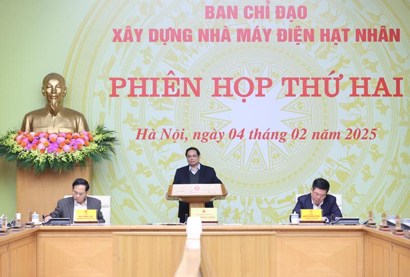 Thủ tướng phát biểu tại phiên họp - Ảnh: VGP