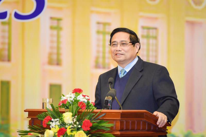 Prime Minister Pham Minh Chinh visits the State Bank of Vietnam  on February 3 - the first working day after the nine-day Tet holiday.